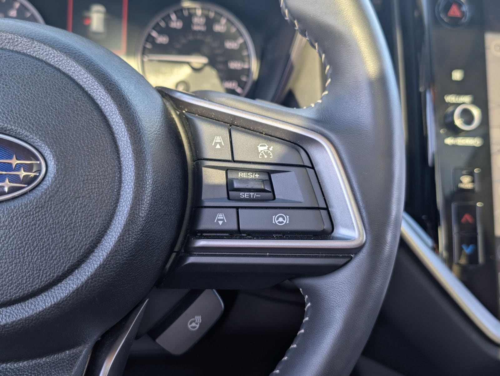 2024 SUBARU ASCENT - Image 17