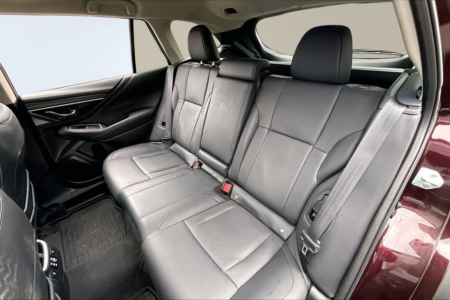 2025 SUBARU OUTBACK - Image 27