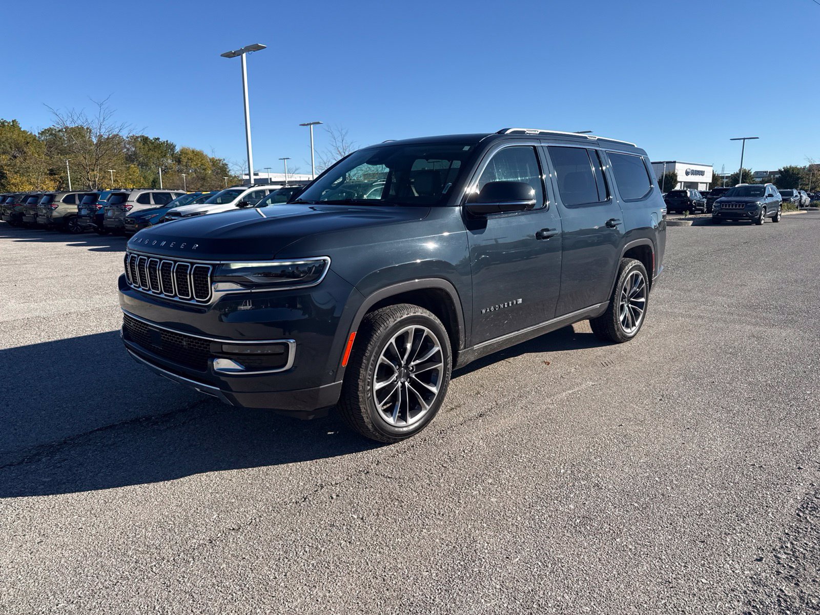 2022 Jeep Wagoneer