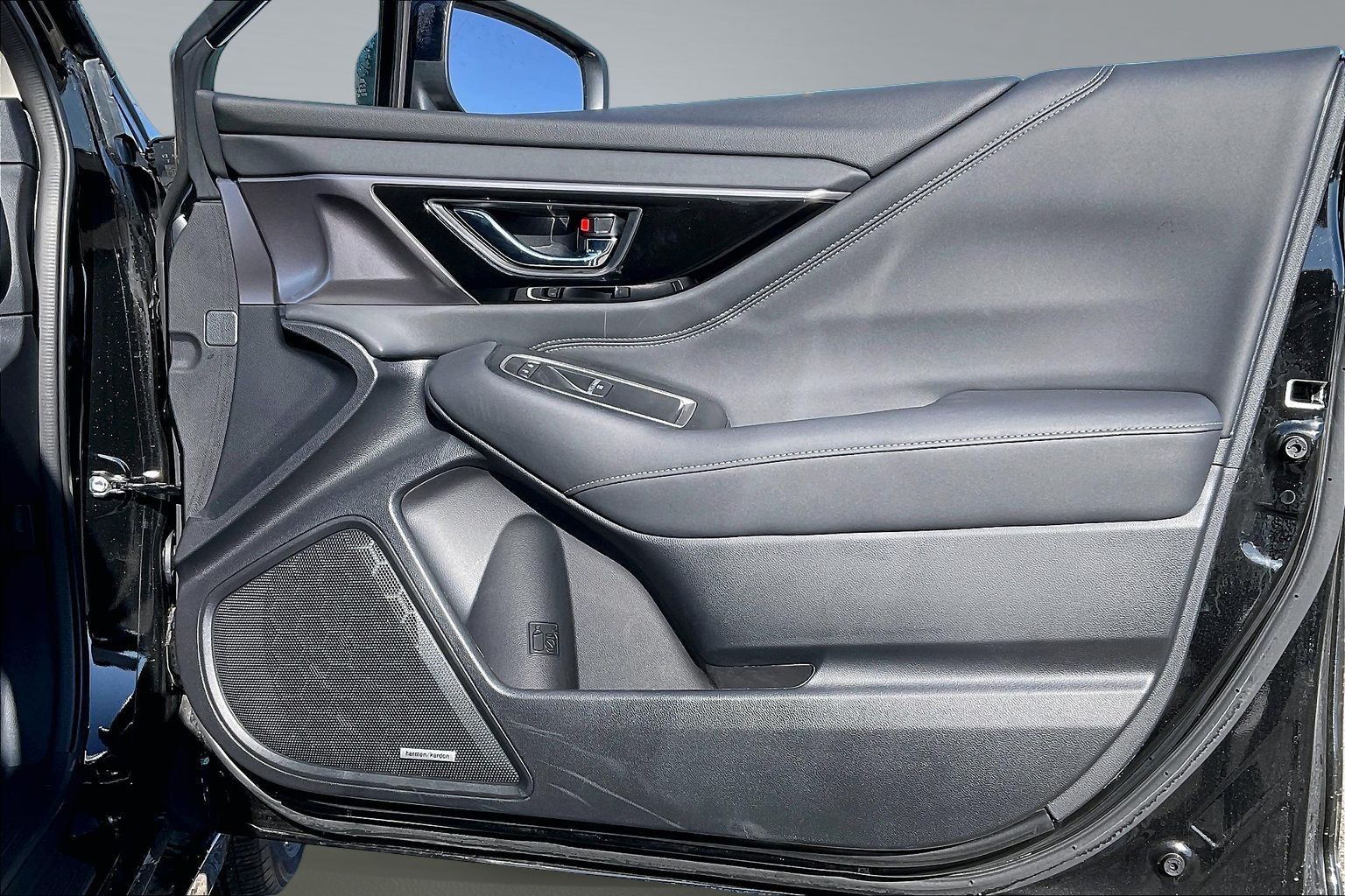 2025 SUBARU LEGACY - Image 18