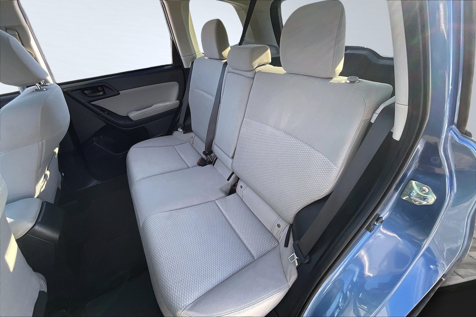 2015 SUBARU FORESTER - Image 27