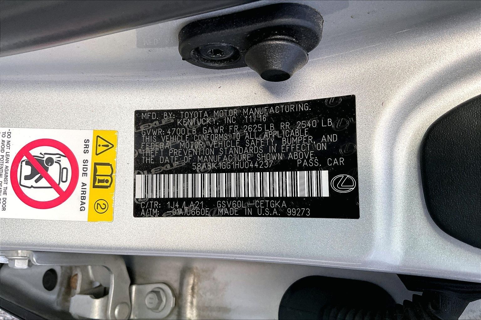 2017 LEXUS ES - Image 33