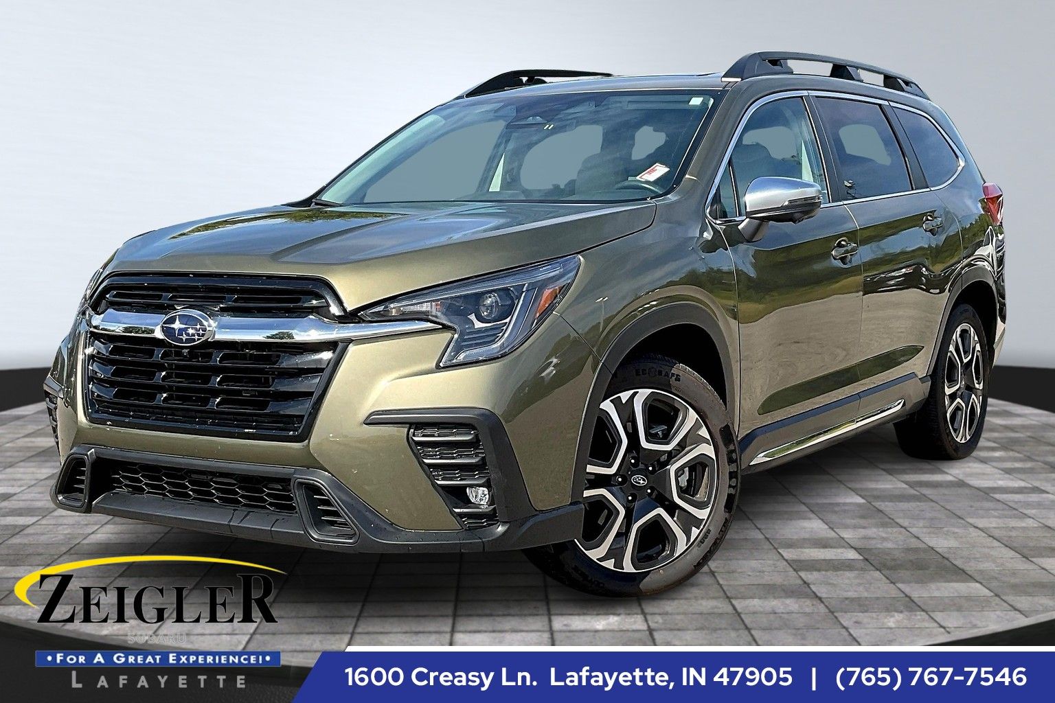 2023 Subaru Ascent Limited's photo