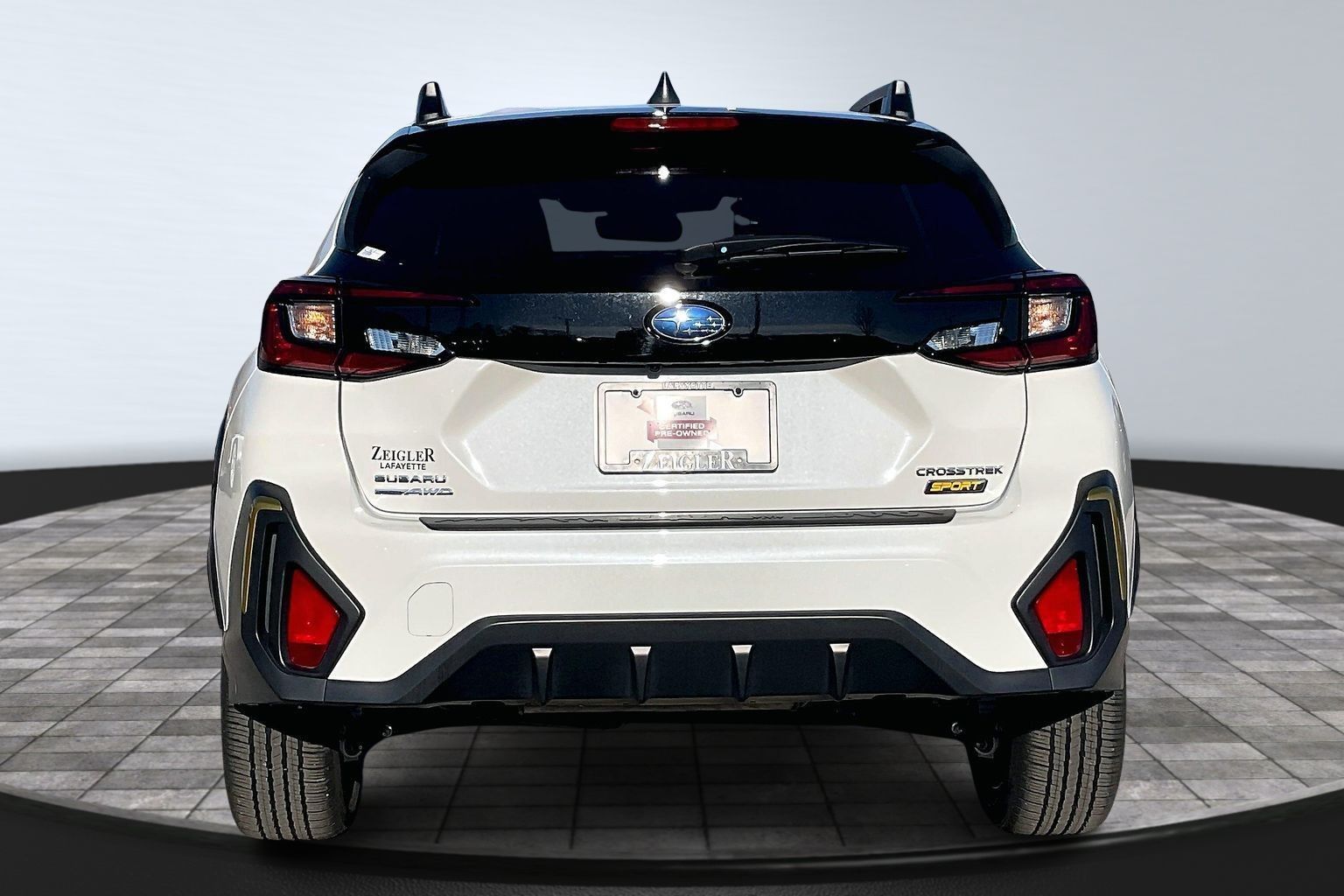 2025 SUBARU CROSSTREK - Image 4