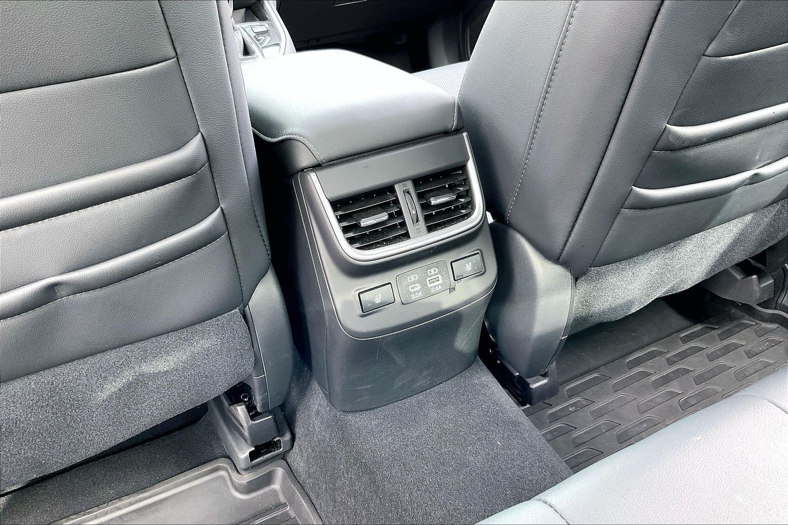 2025 SUBARU LEGACY - Image 24