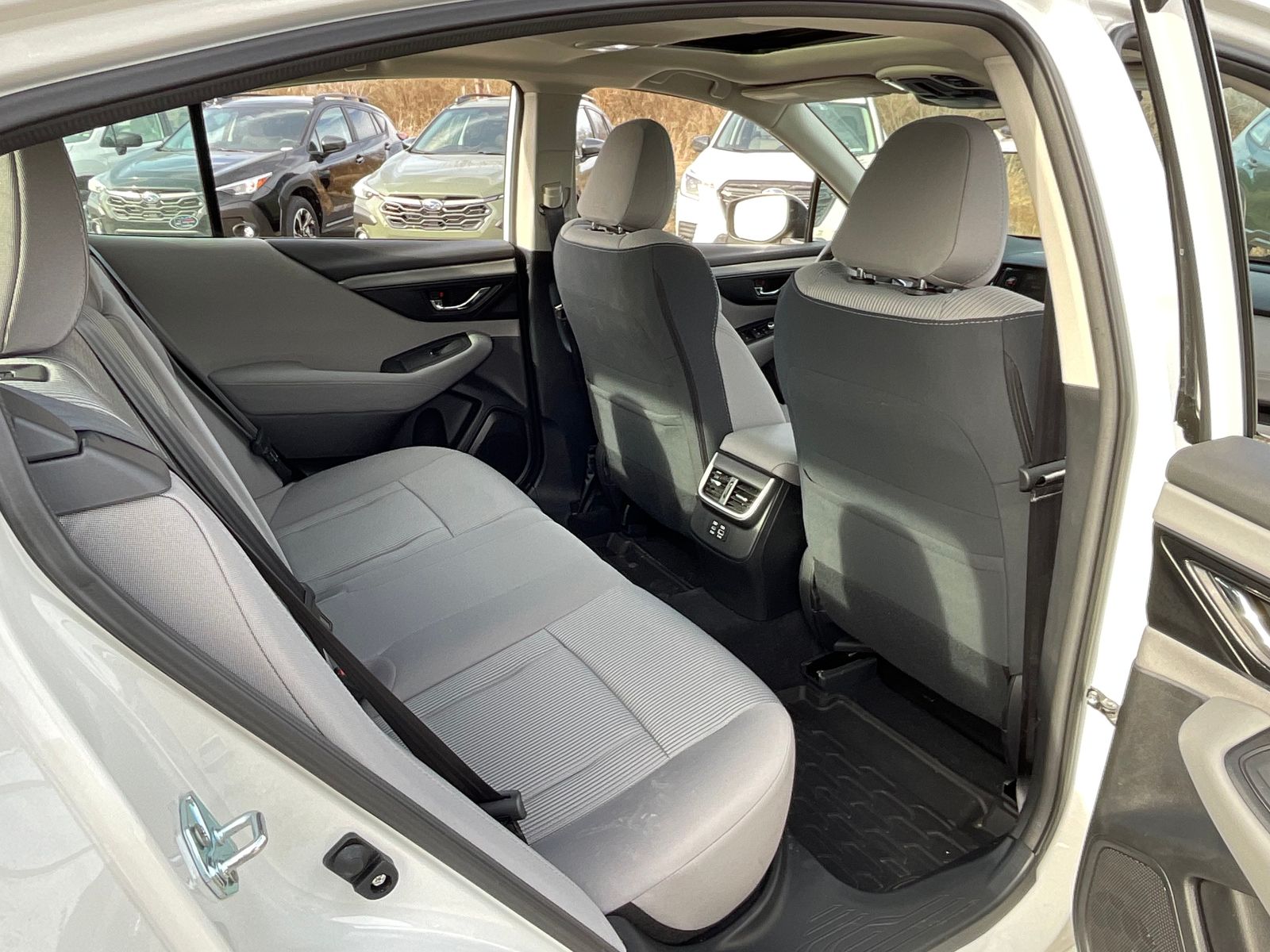 2025 SUBARU LEGACY - Image 30