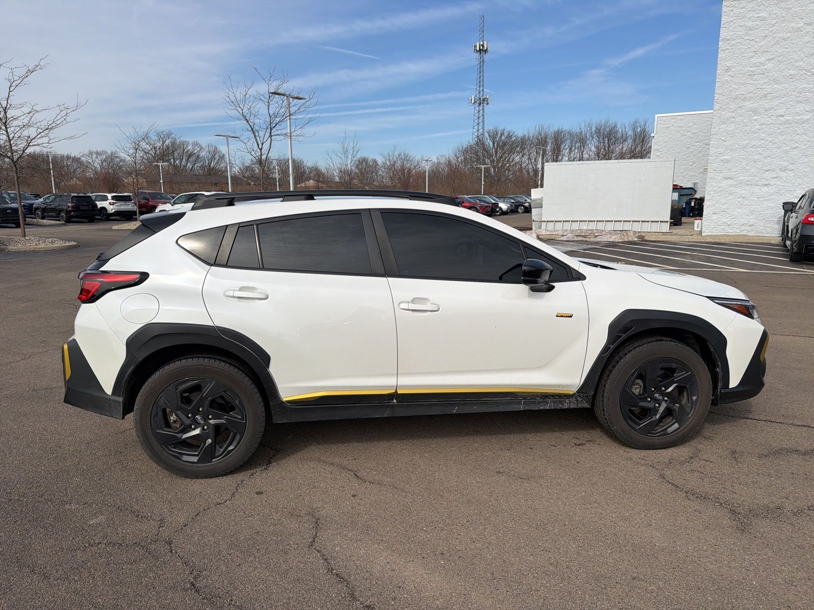 2024 SUBARU CROSSTREK - Image 12