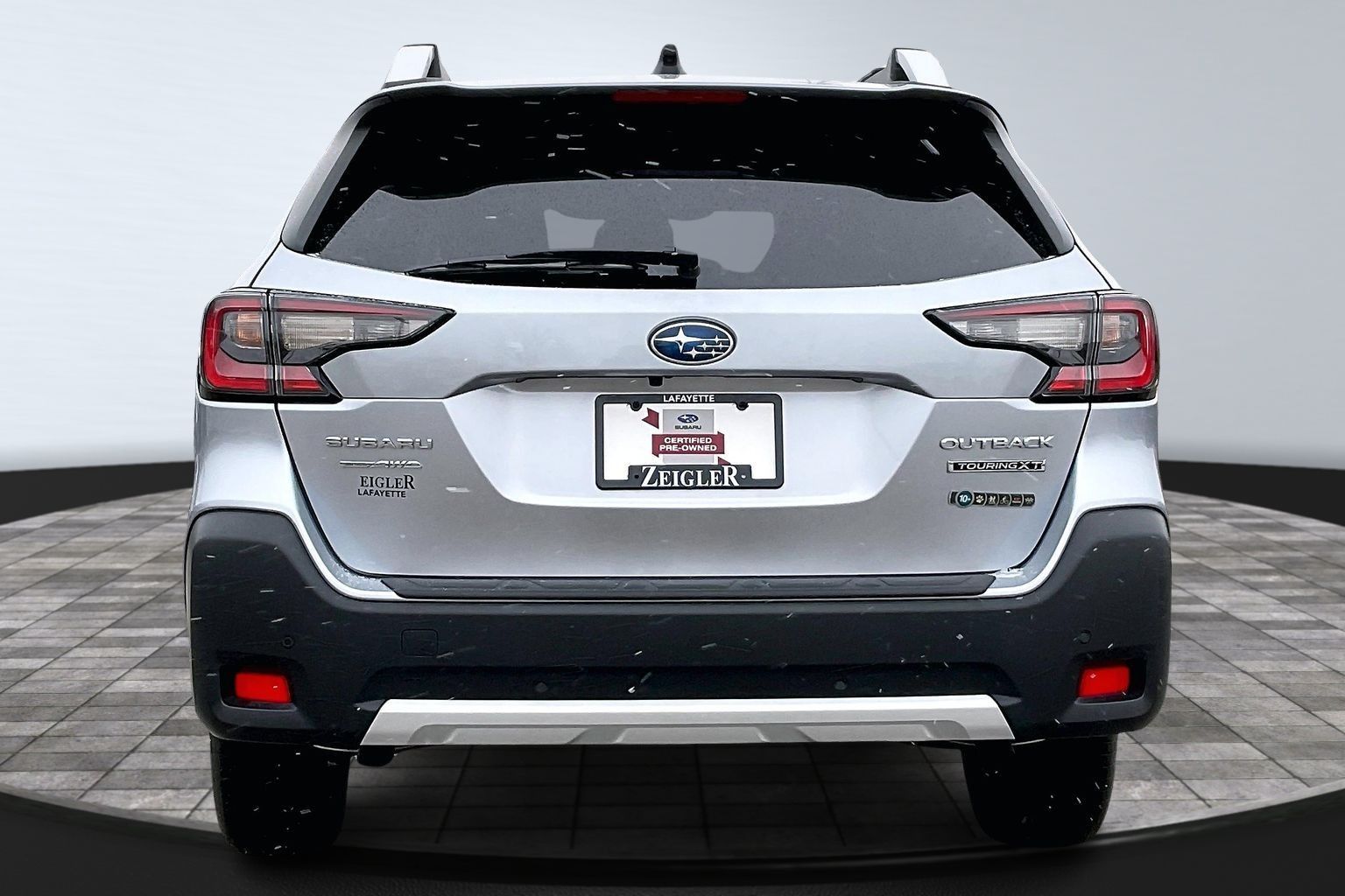 2025 SUBARU OUTBACK - Image 4