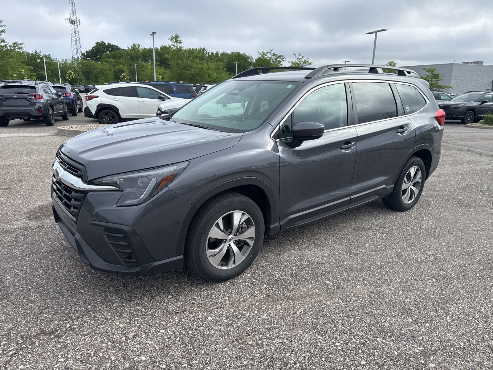 2024 Subaru Ascent Premium 7 Passenger's photo