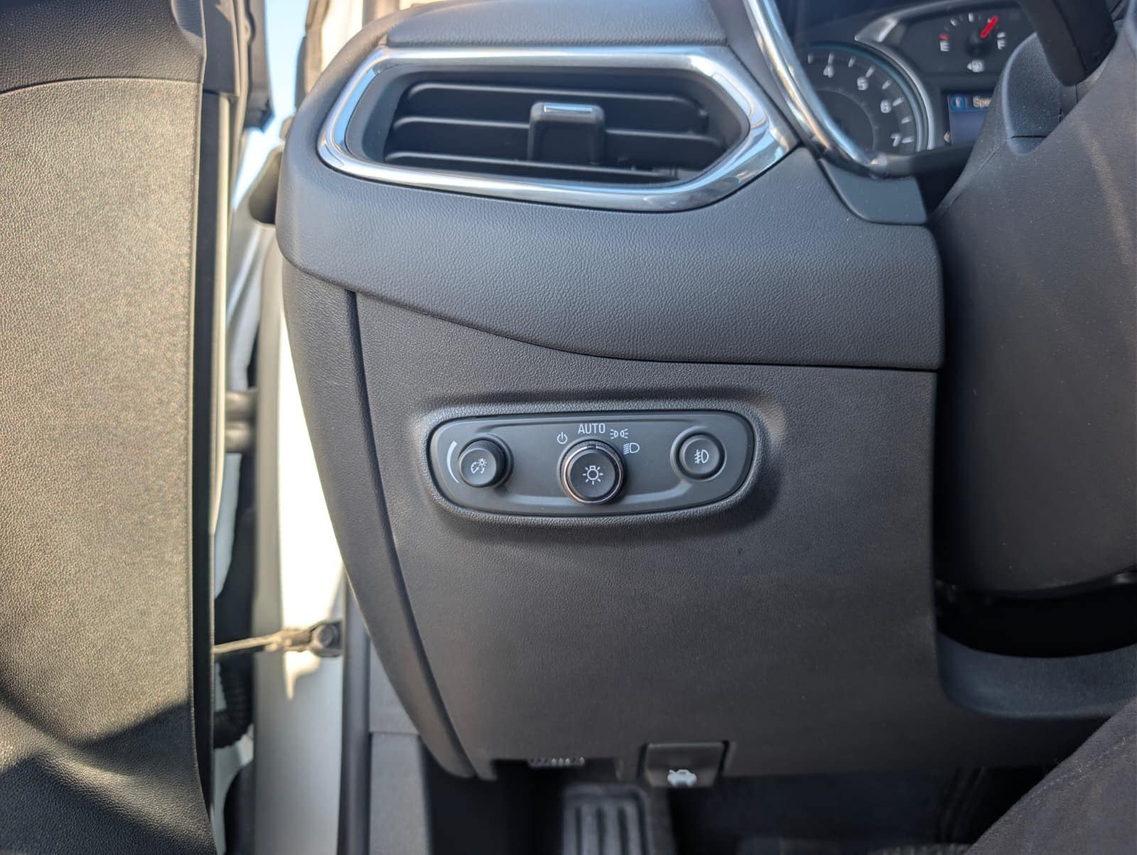 2020 CHEVROLET EQUINOX - Image 17