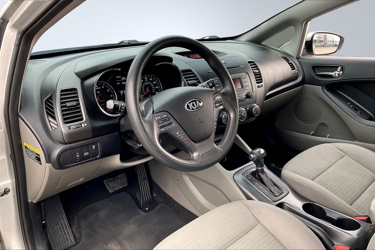 2014 KIA FORTE - Image 12