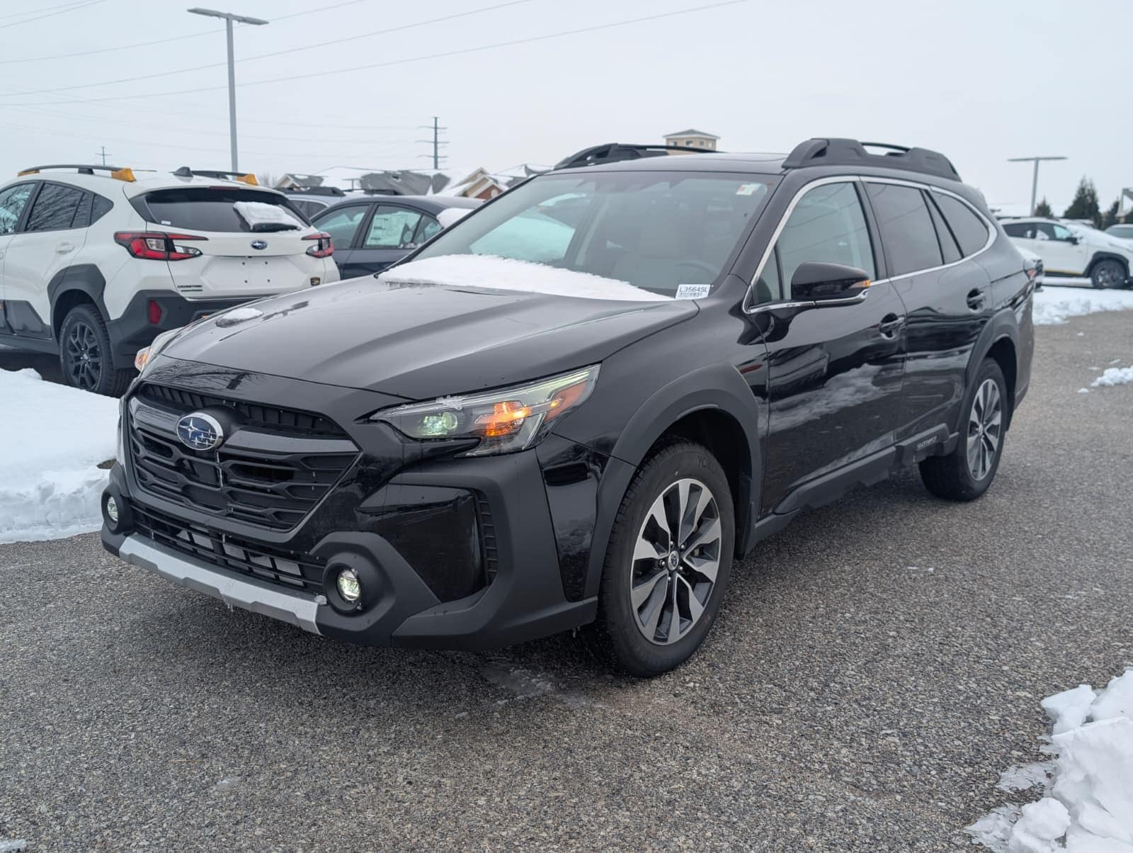 2025 Subaru Outback Limited's photo