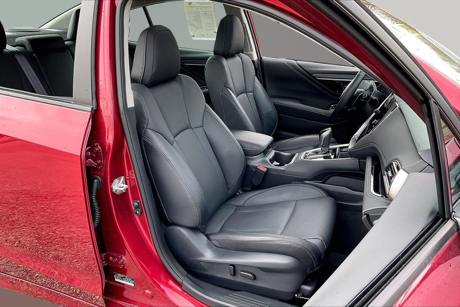 2025 SUBARU LEGACY - Image 7