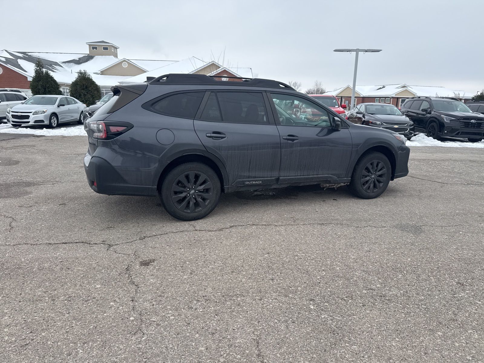 2023 SUBARU OUTBACK - Image 13