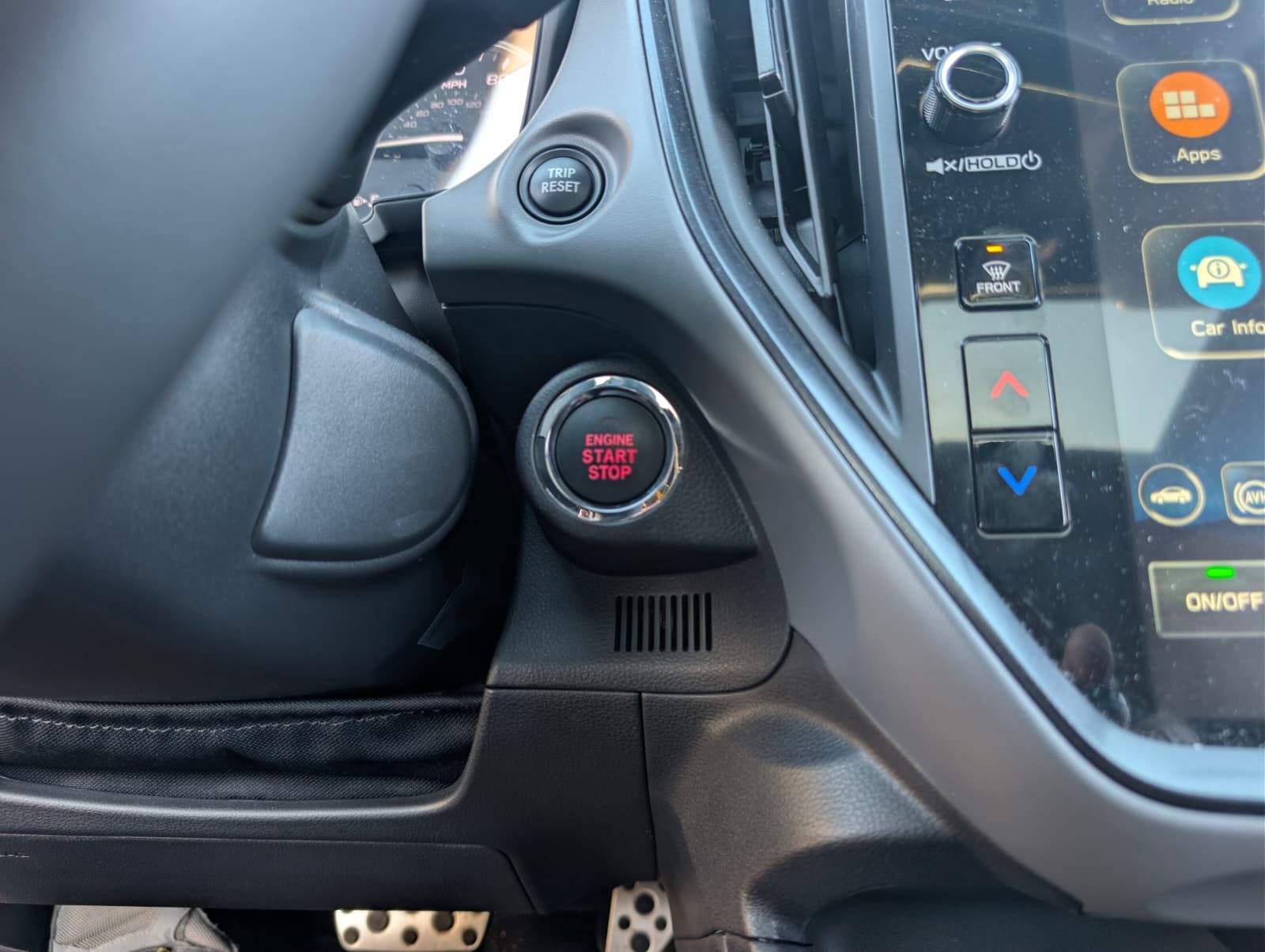 2025 SUBARU CROSSTREK - Image 31