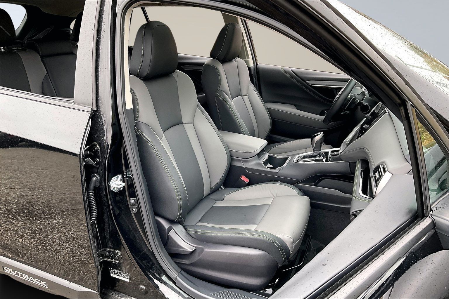 2025 SUBARU OUTBACK - Image 7