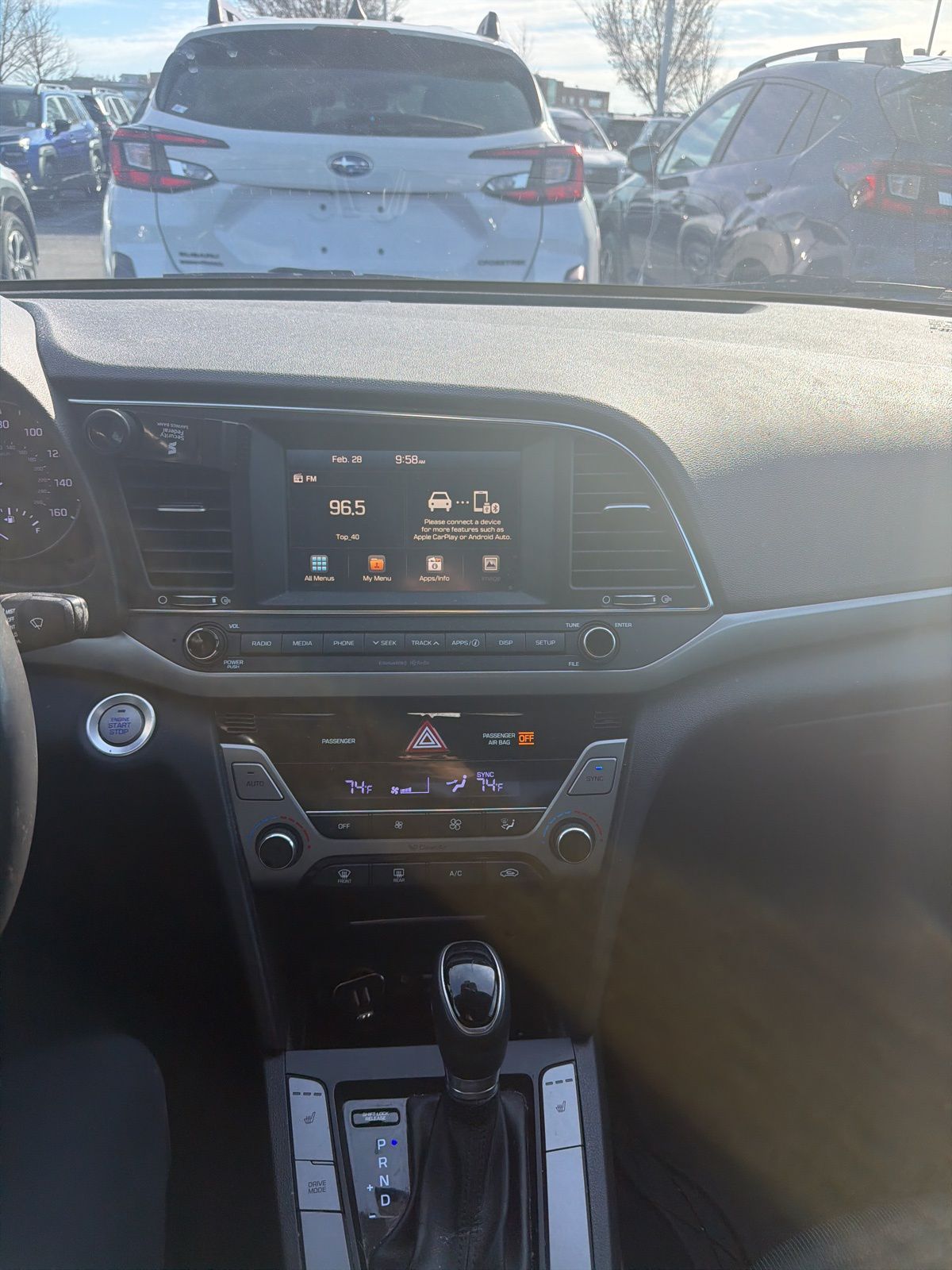 2017 HYUNDAI ELANTRA - Image 16