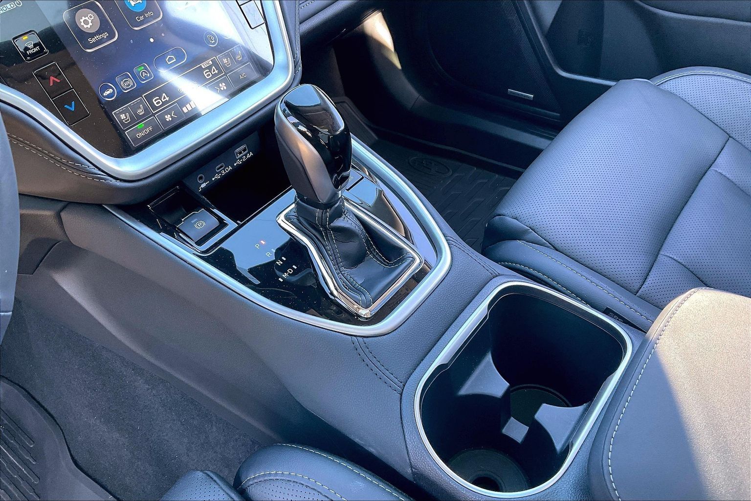 2025 SUBARU OUTBACK - Image 13