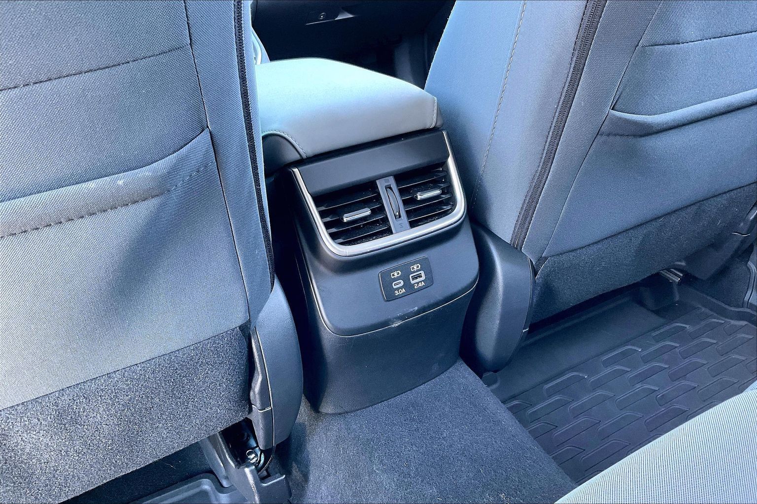 2025 SUBARU OUTBACK - Image 24