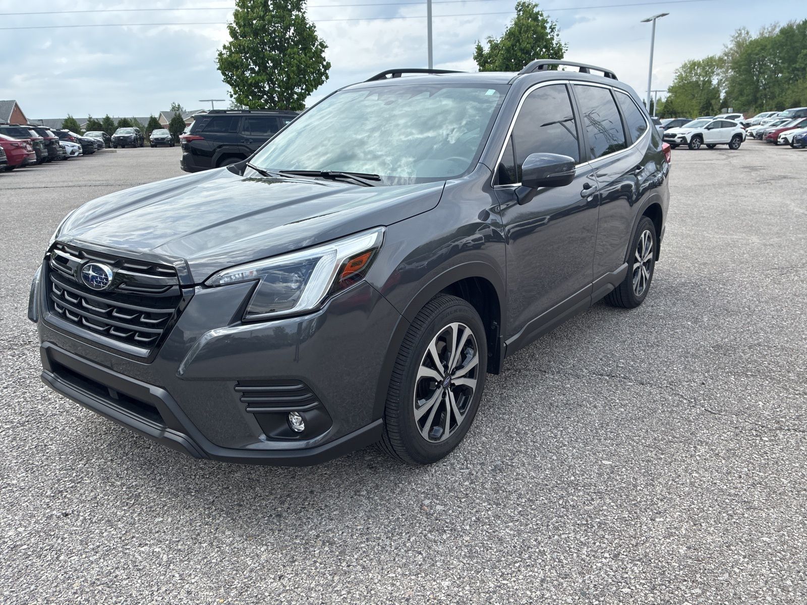 2024 Subaru Forester Limited's photo