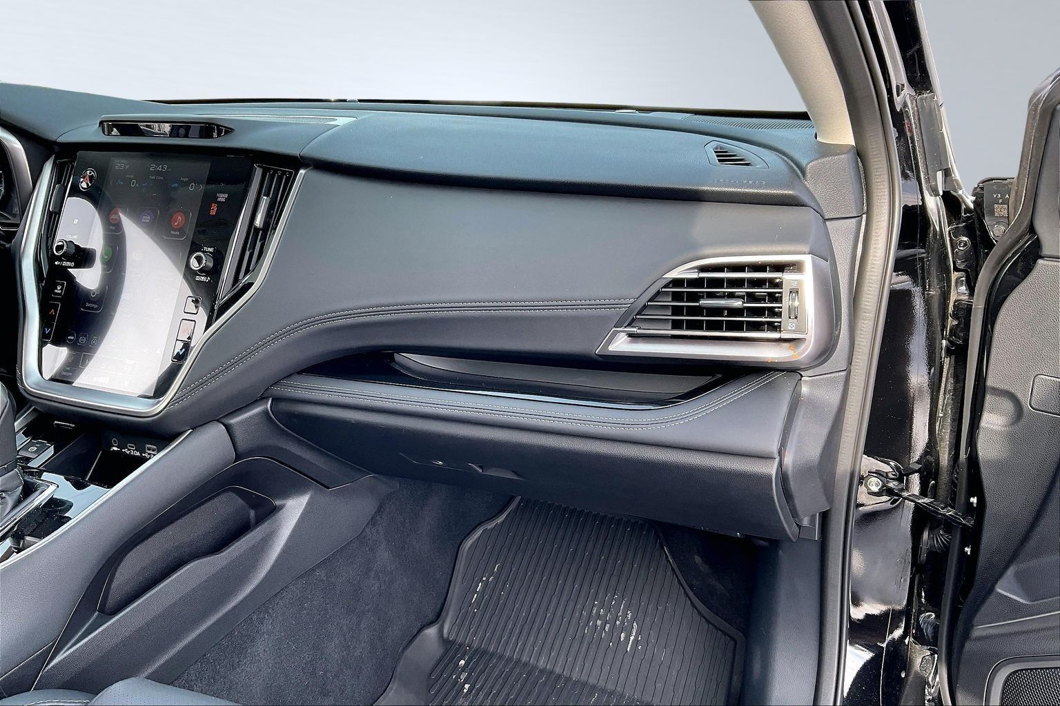 2025 SUBARU LEGACY - Image 12