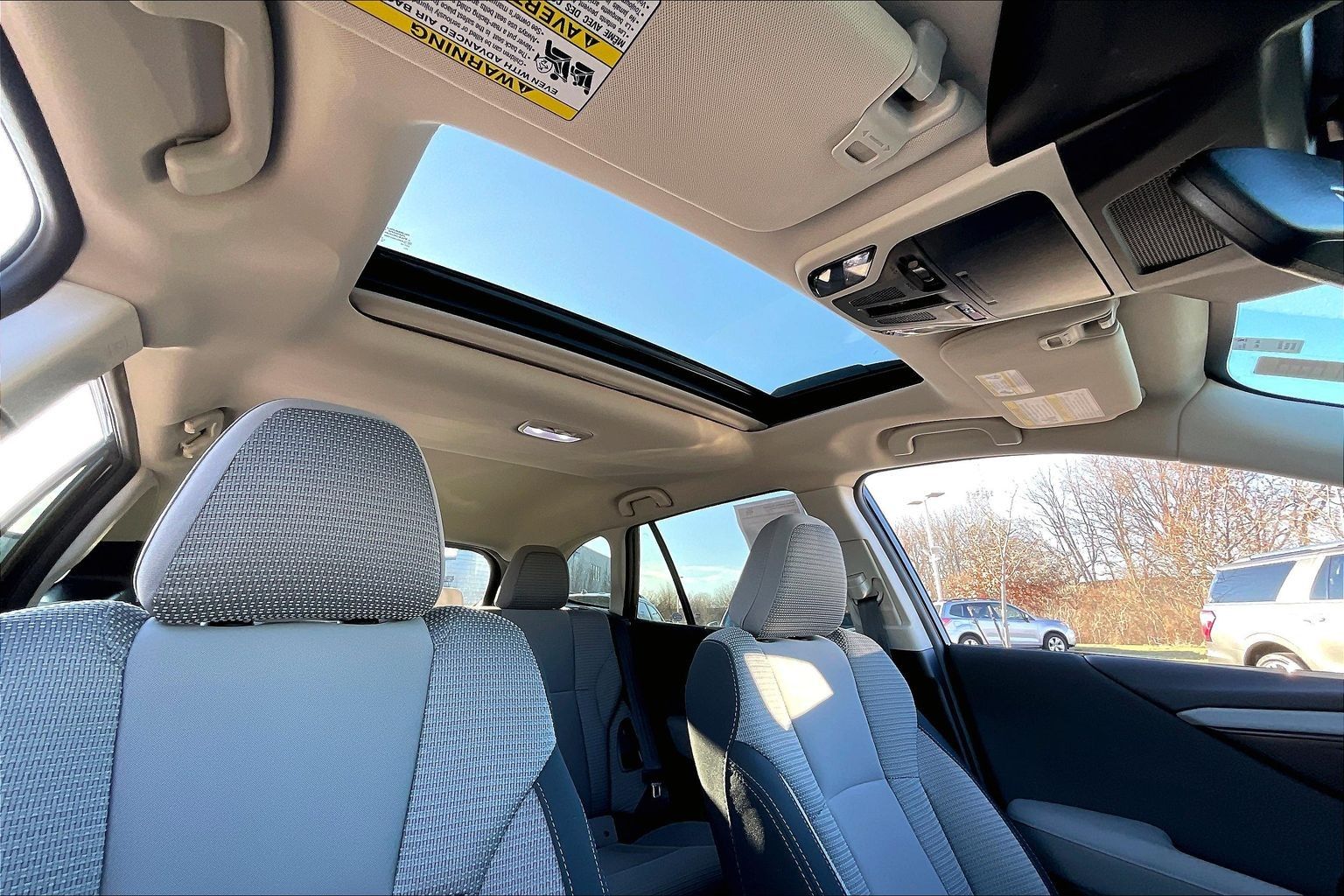 2025 SUBARU OUTBACK - Image 16