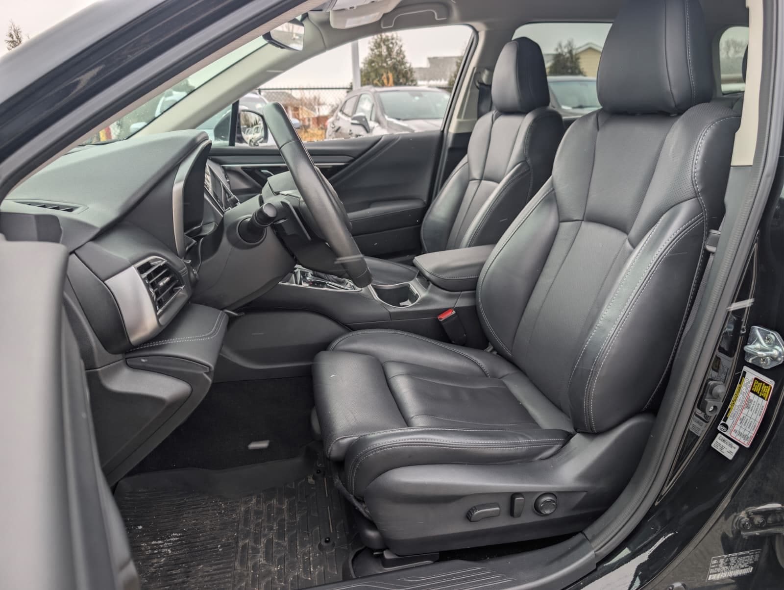 2024 SUBARU OUTBACK - Image 24