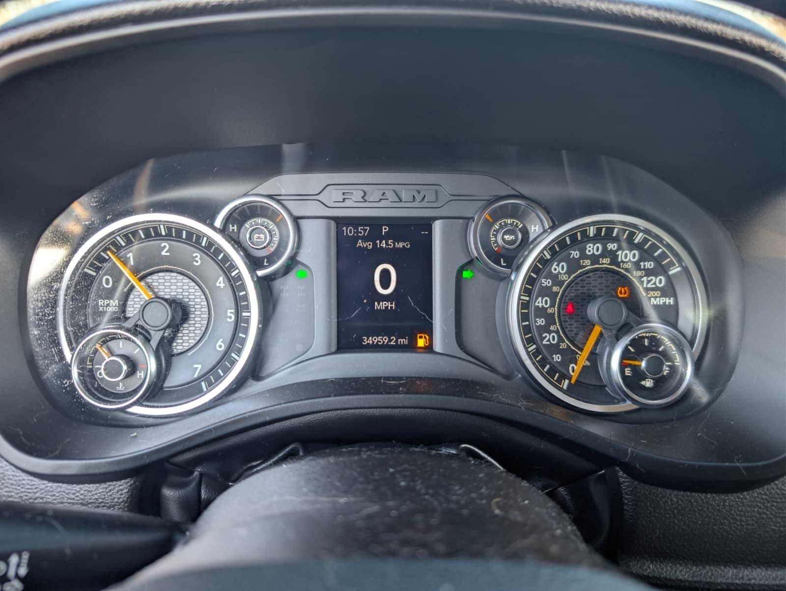 2022 RAM 1500 - Image 12