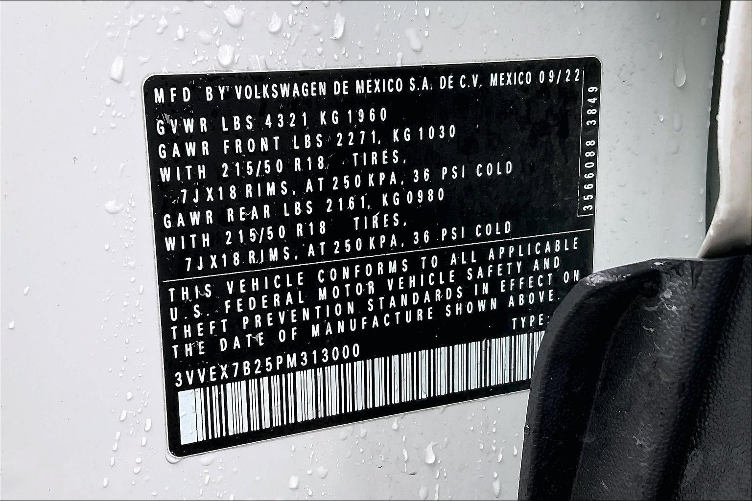 2023 VOLKSWAGEN TAOS - Image 33