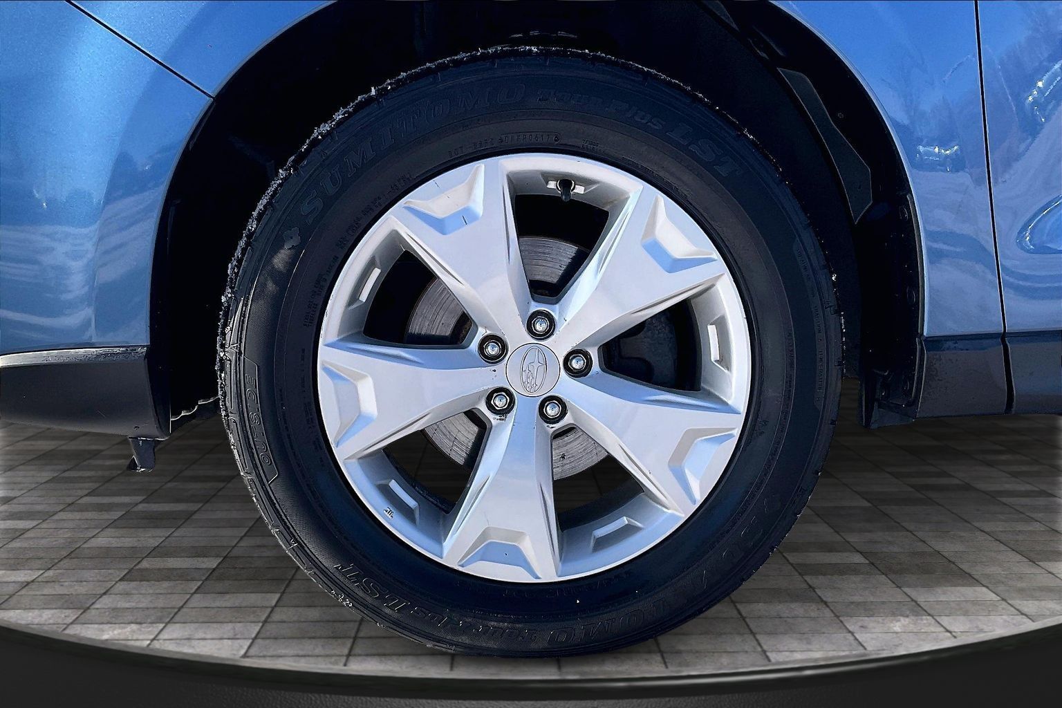 2015 SUBARU FORESTER - Image 8