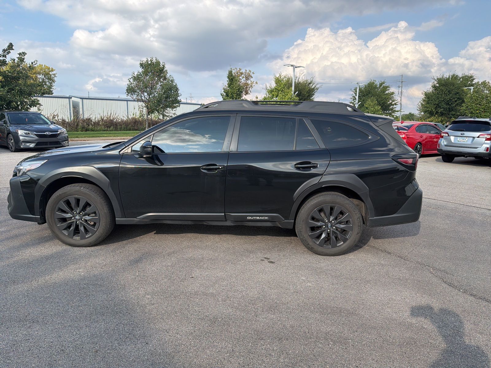 2023 Subaru Outback Onyx Edition photo 3
