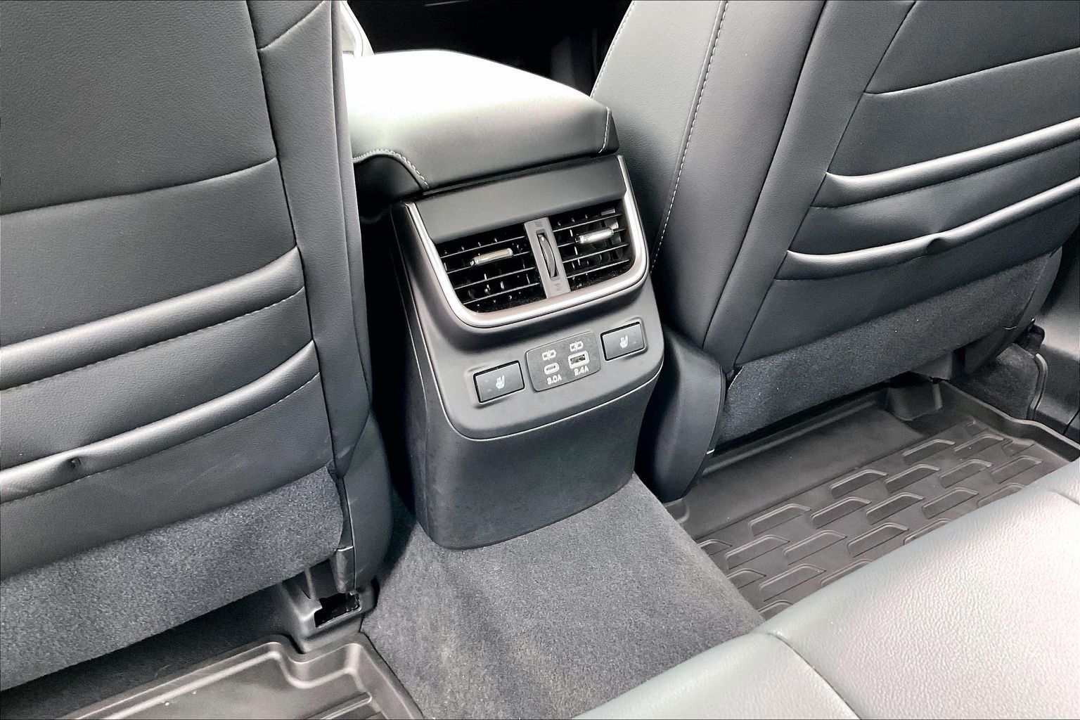 2025 SUBARU LEGACY - Image 24