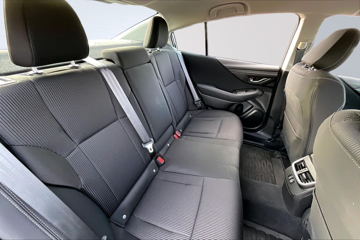 2025 SUBARU LEGACY - Image 23