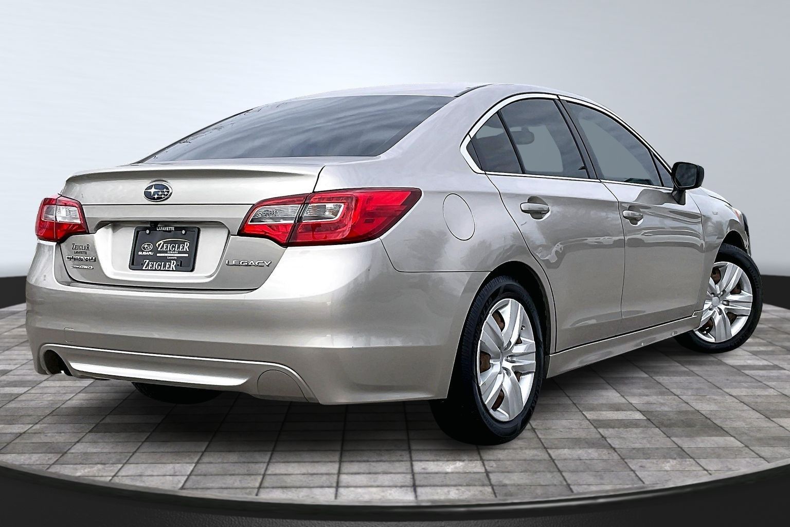 2016 SUBARU LEGACY - Image 2