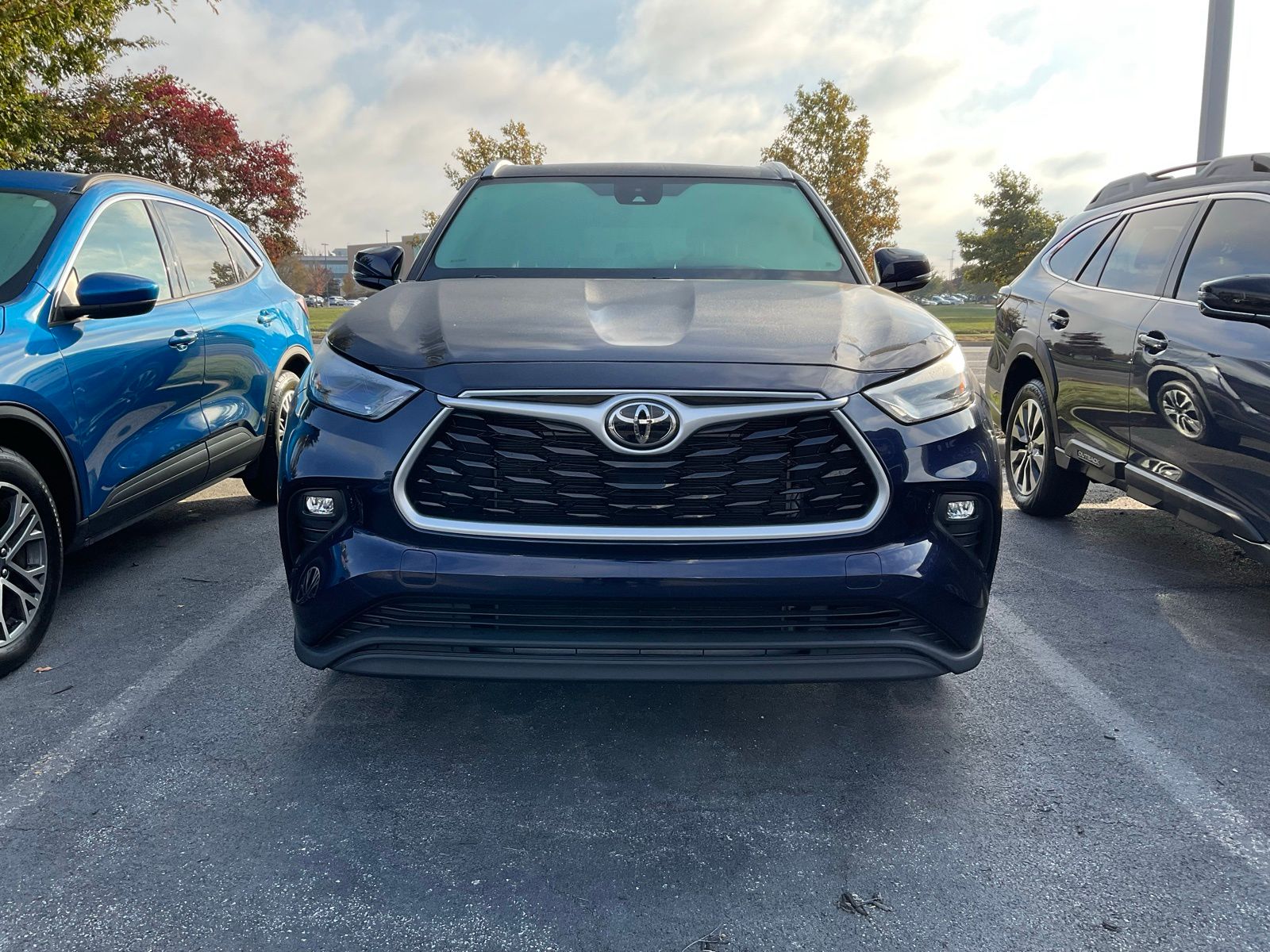 2022 Toyota Highlander XLE photo 4