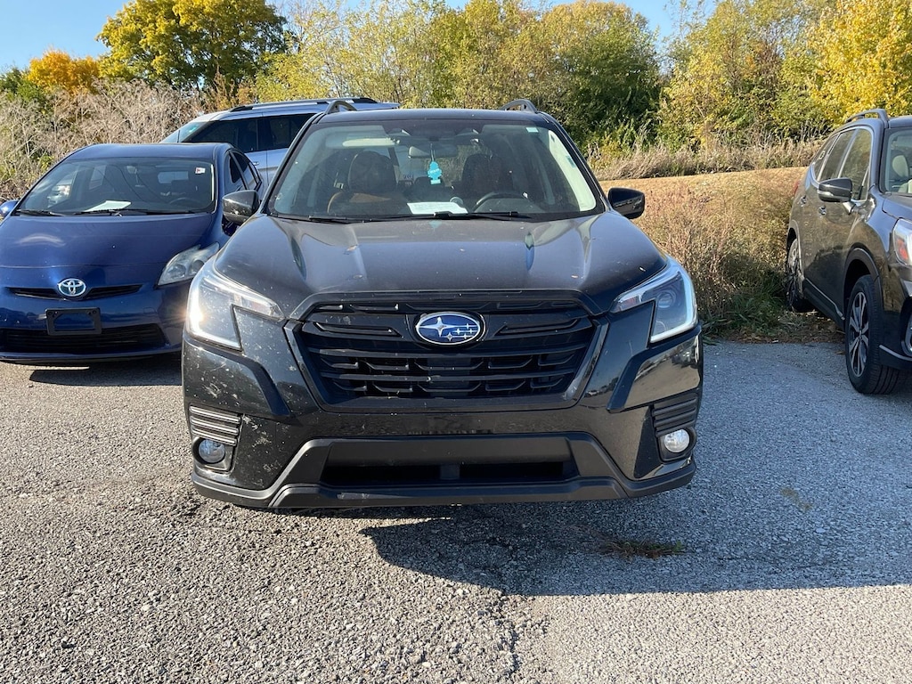 Used 2023 Subaru Forester Premium SUV