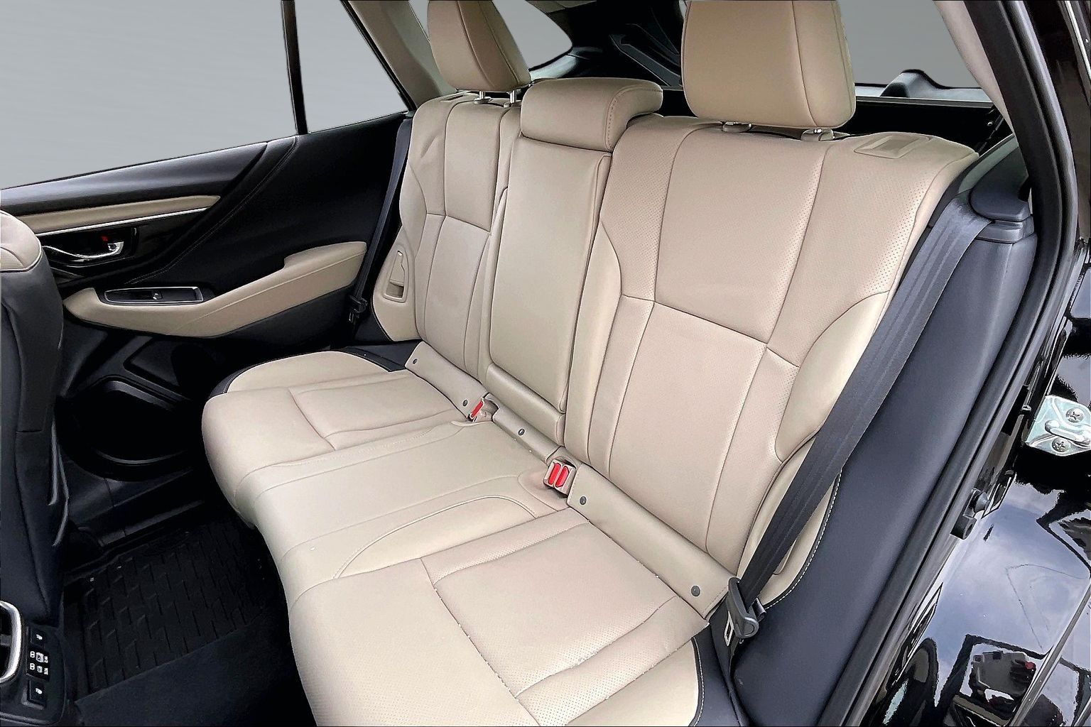 2025 SUBARU OUTBACK - Image 27