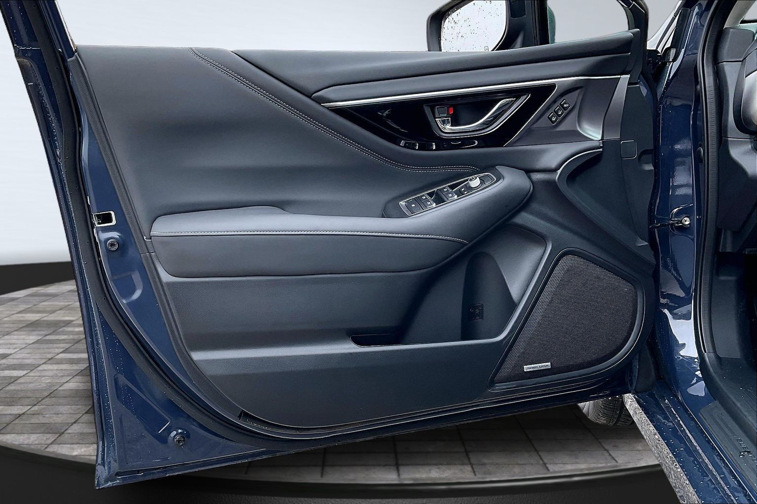 2025 SUBARU LEGACY - Image 17