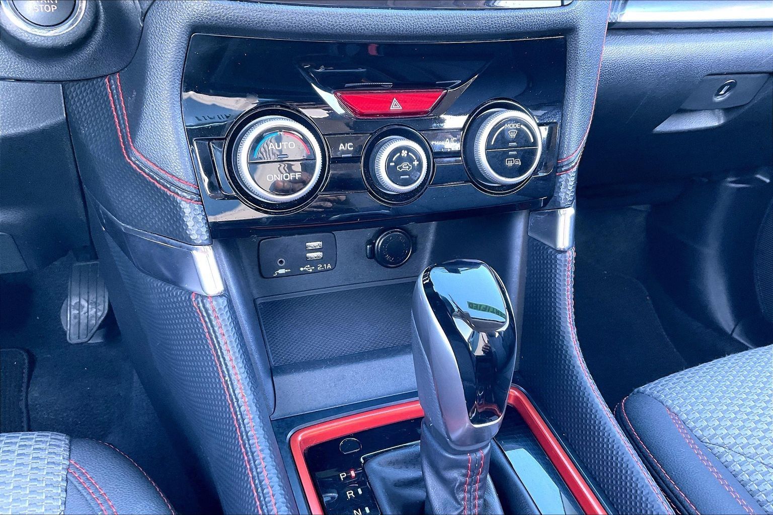 2020 SUBARU FORESTER - Image 25