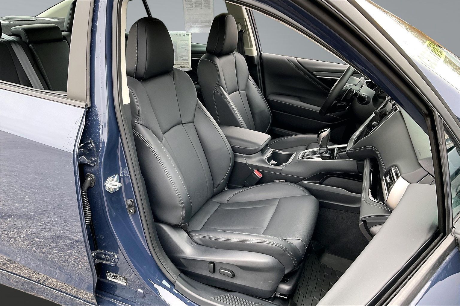 2025 SUBARU LEGACY - Image 7