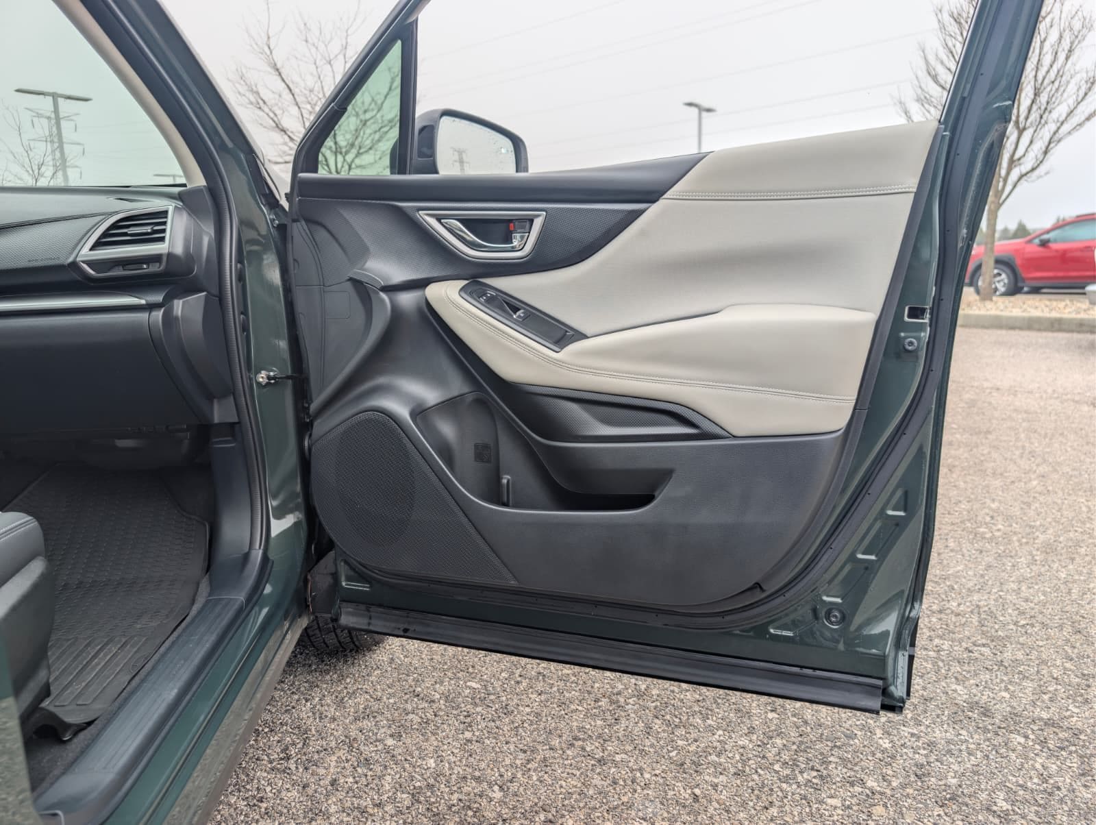 2023 SUBARU FORESTER - Image 16