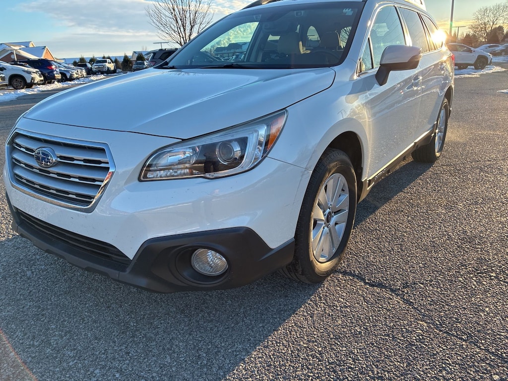 Used 2017 Subaru Outback 2.5i Premium SUV