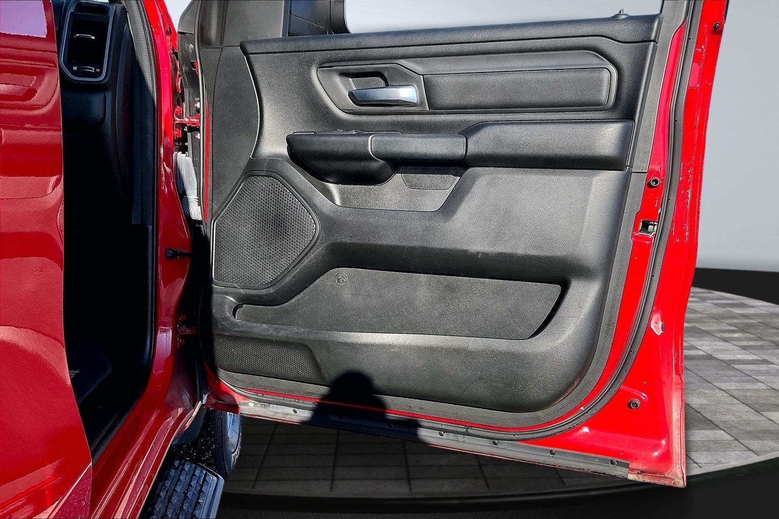 2023 RAM 1500 - Image 17