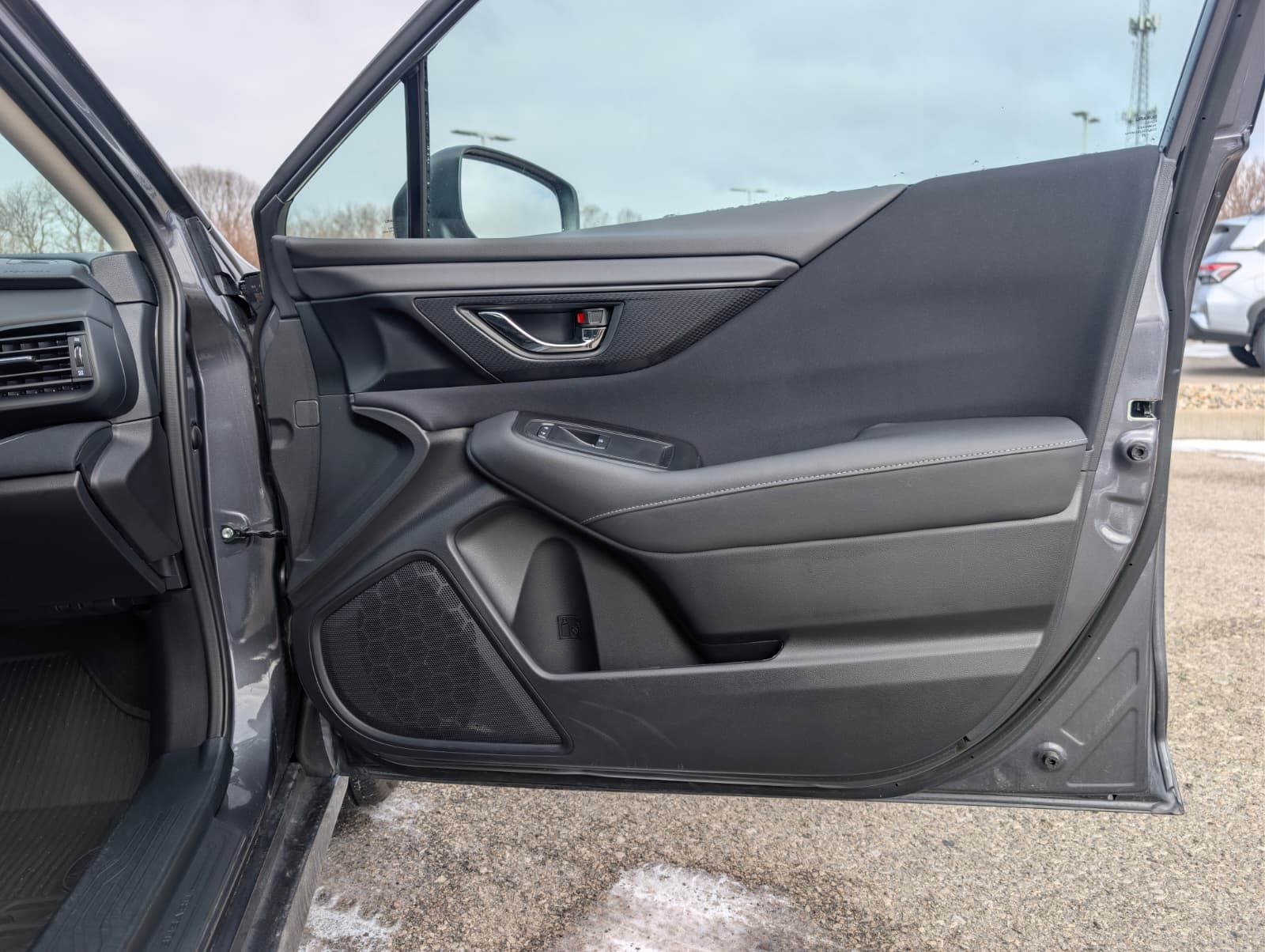 2025 SUBARU LEGACY - Image 34