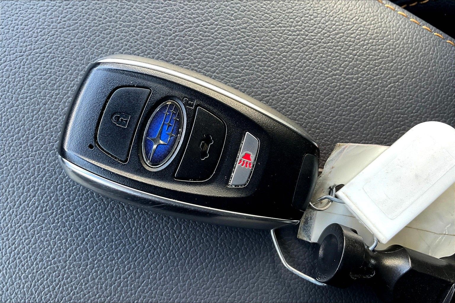 2024 SUBARU FORESTER - Image 9