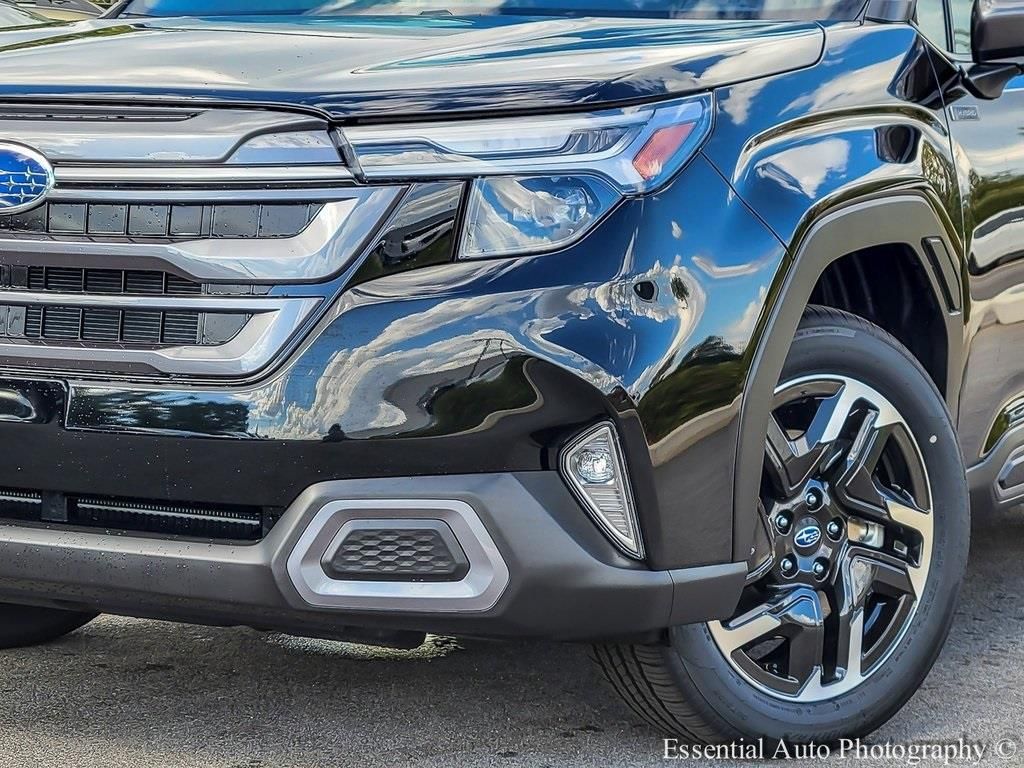 2025 Subaru Forester Limited photo 2