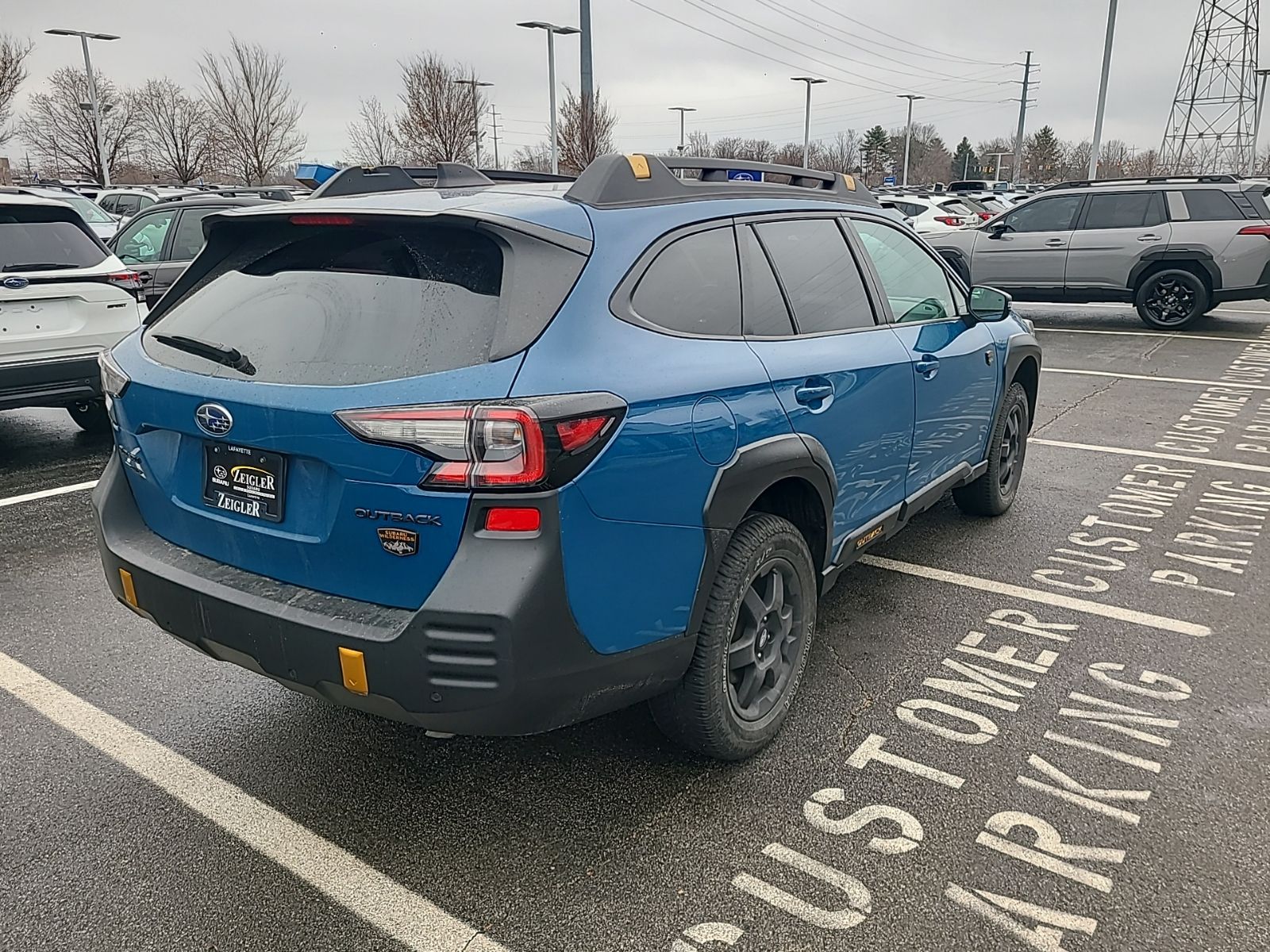2023 SUBARU OUTBACK - Image 8