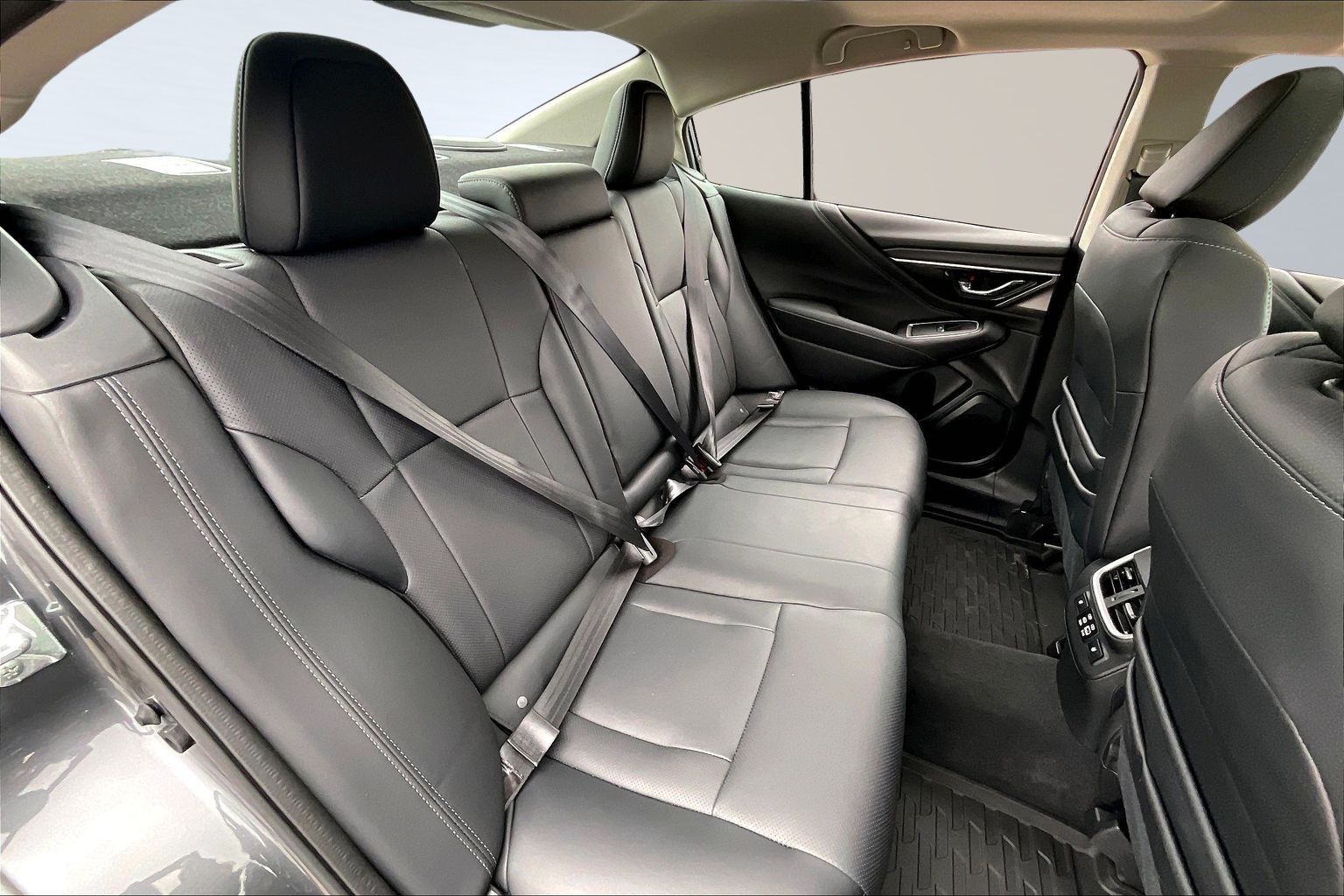 2025 SUBARU LEGACY - Image 28