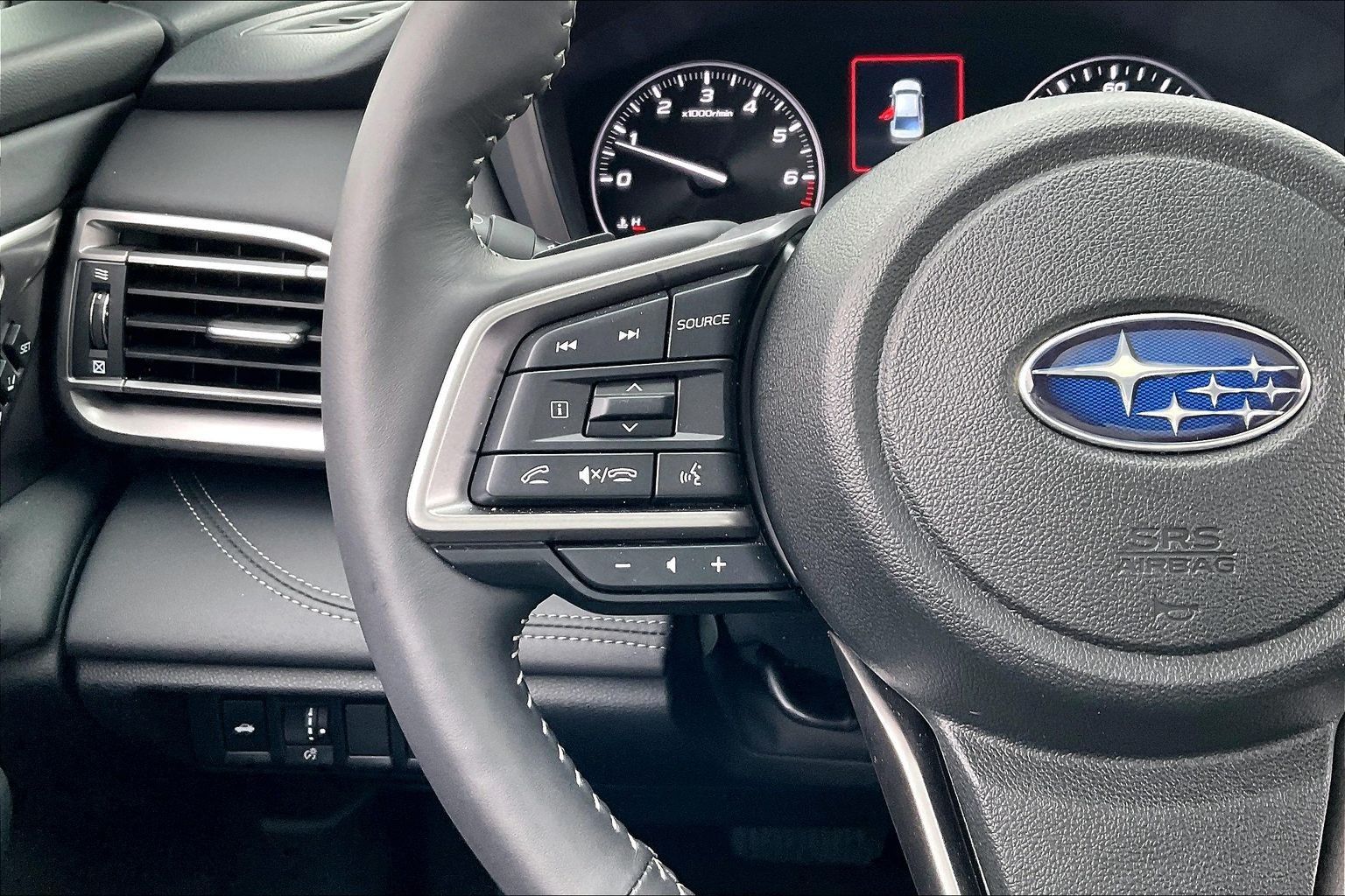 2025 SUBARU LEGACY - Image 19