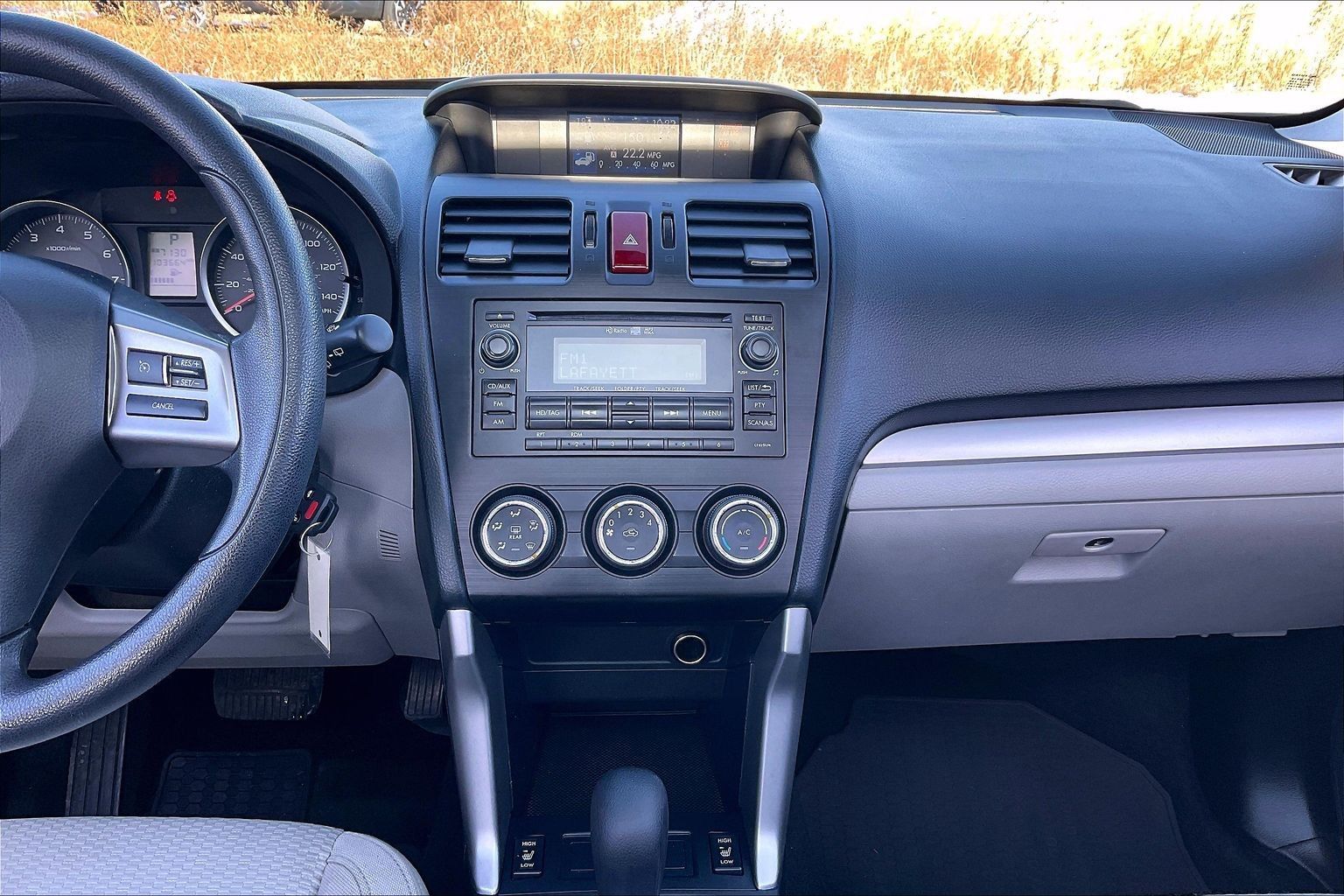 2015 SUBARU FORESTER - Image 23